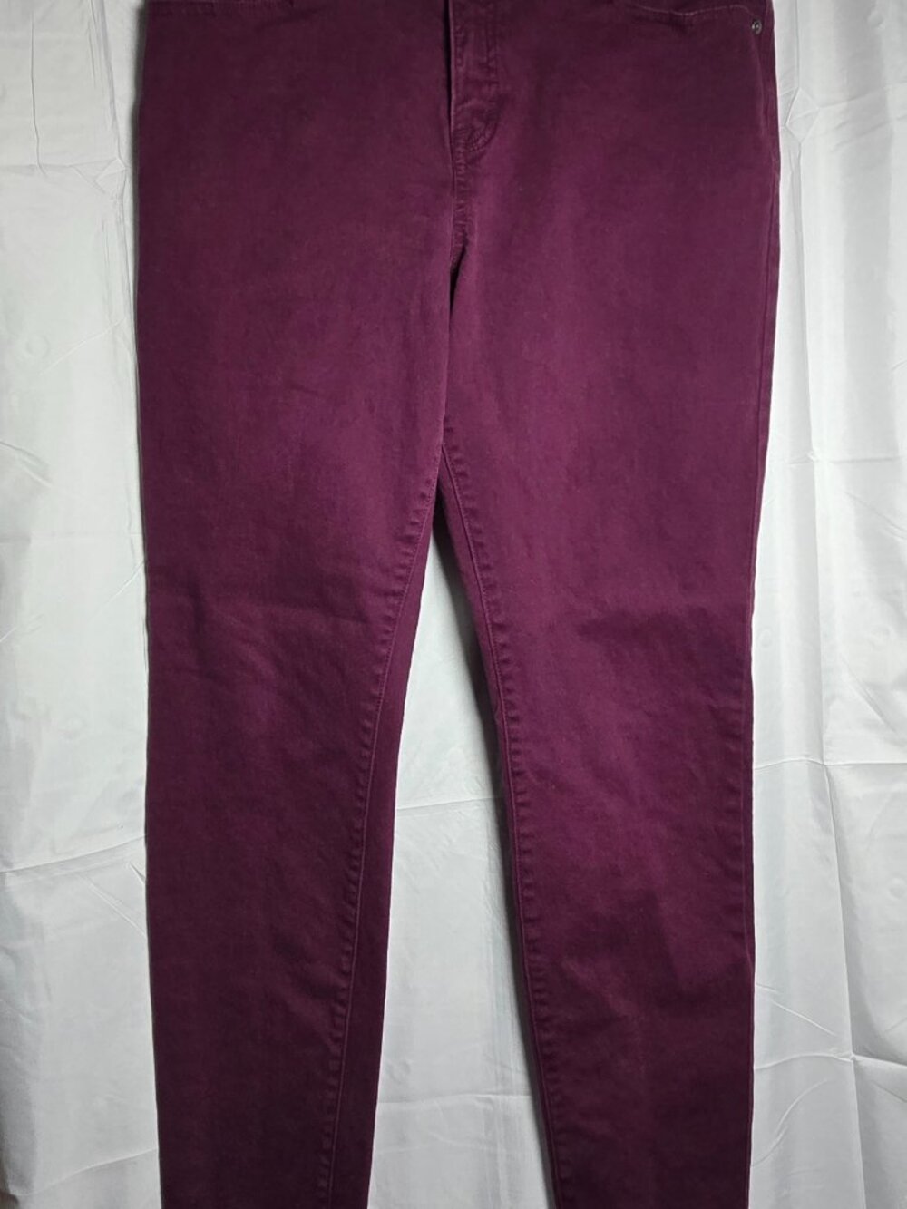 Style & Co Curvy Skinny Burgundy Berry Jam Stretch Jeans Size 8
